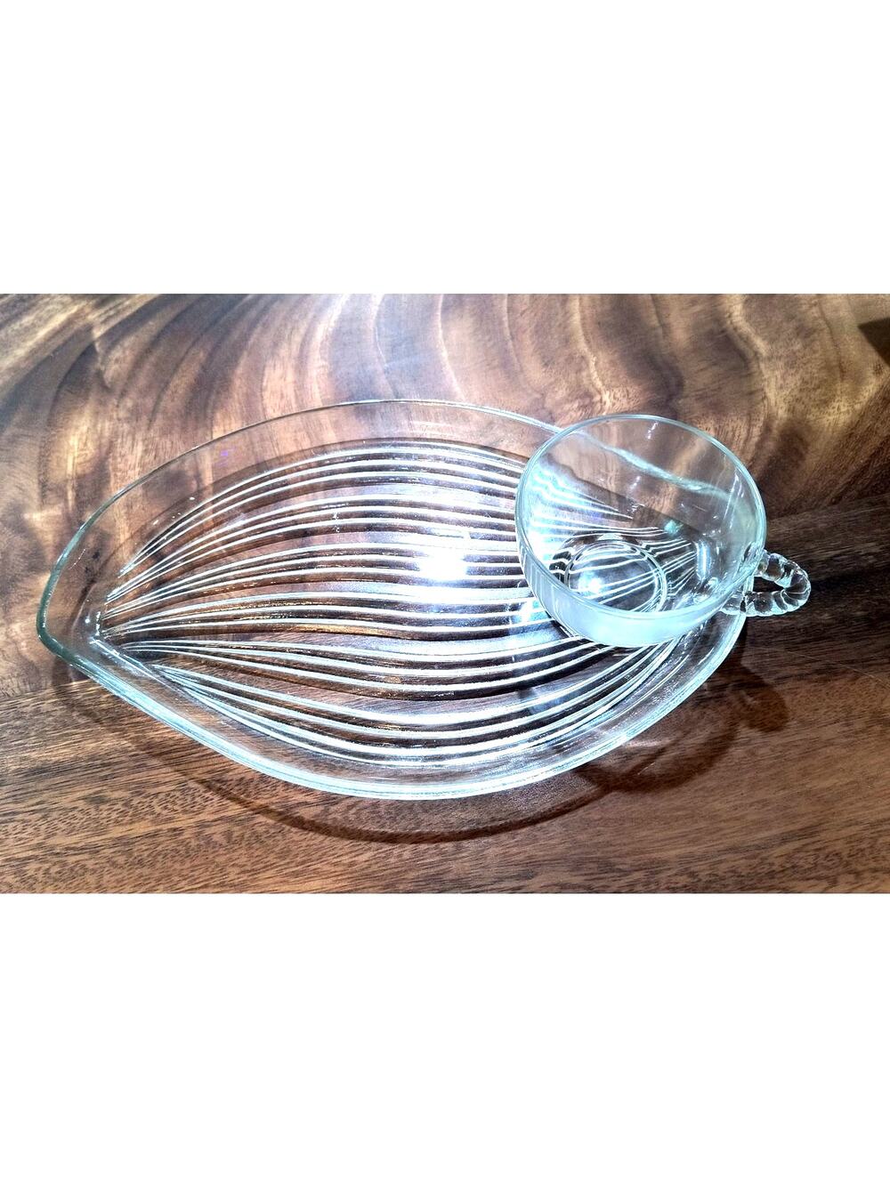 702. Hawaiian Leaf 6 Pc Snack Set. Federal Glass Co.  Boxed set